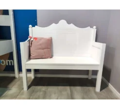 Belle Bank SHOWMODEL