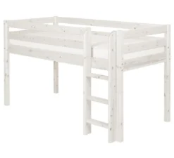Classic Halfhoog Bed Met Rechte Ladder
