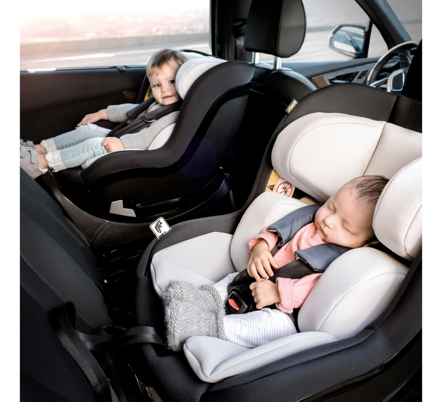 HAUCK IPro Kids I-Size Autostoel - Caviar - Afbeelding 4