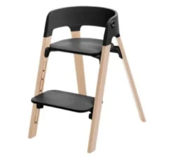 Stokke Steps™ Kinderstoel - Black Naturel