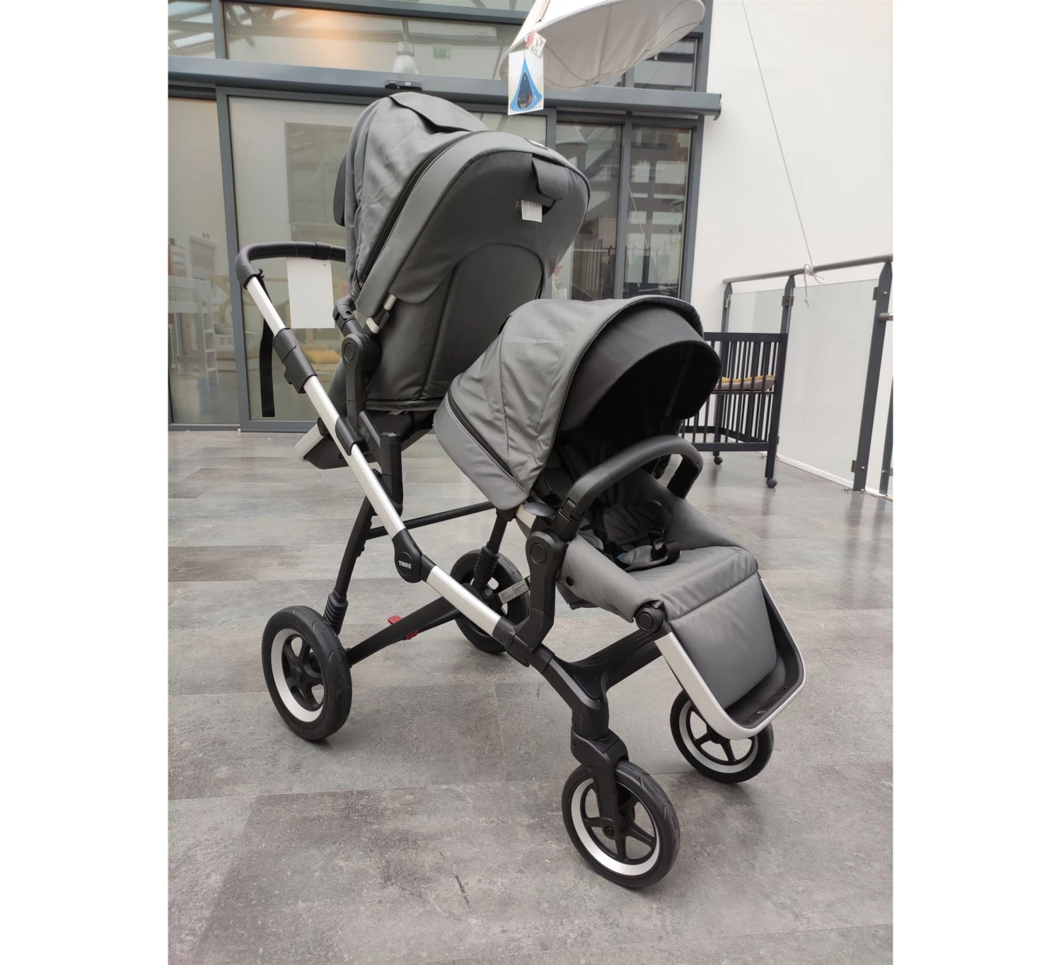 Thule Sleek Duo Kinderwagen - Showmodel - Afbeelding 2