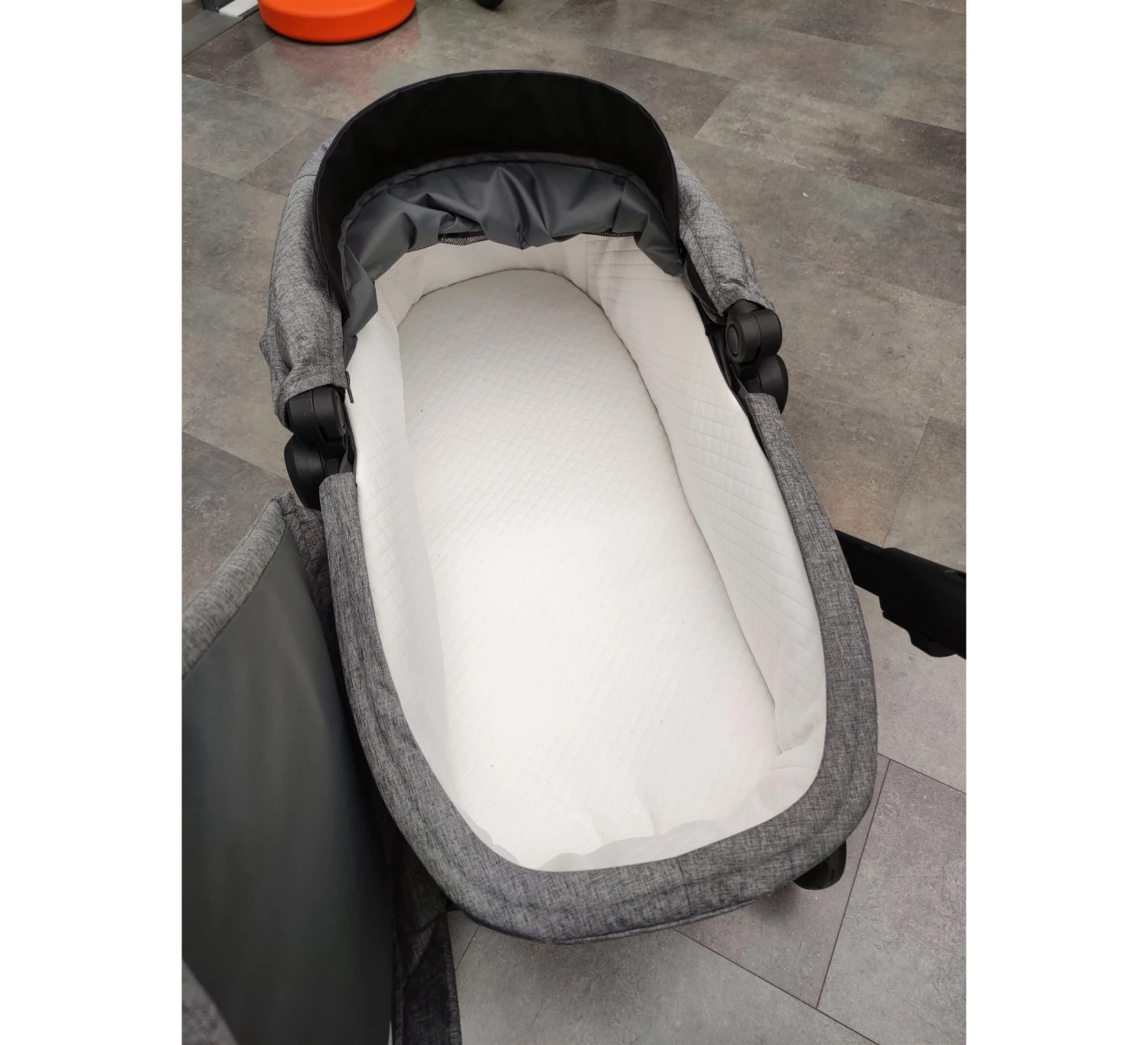 Thule Sleek Kinderwagen - Showmodel - Afbeelding 6